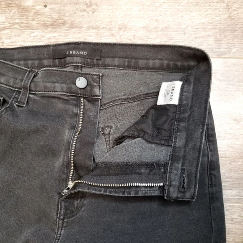 J Brand Leenah Black Distressed Knee Skinny Jeans Women Stretch‎ Denim Grunge 28